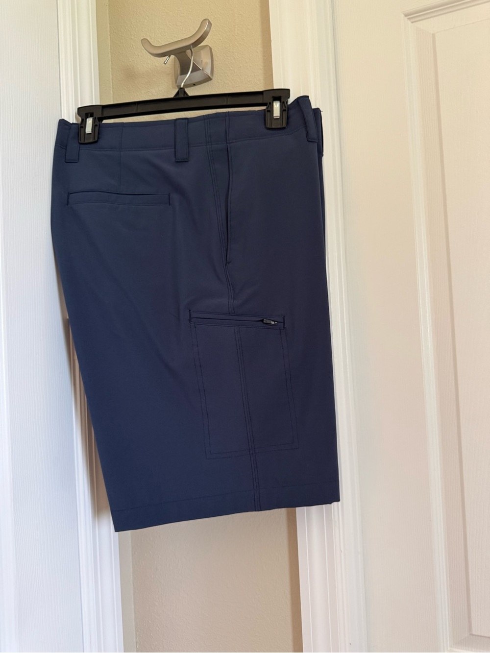 Men's Navy Cargo Performance Shorts
